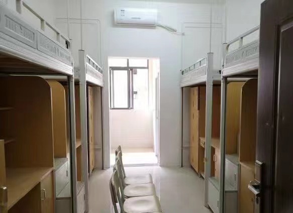 日韩欧美群交P片內射中文